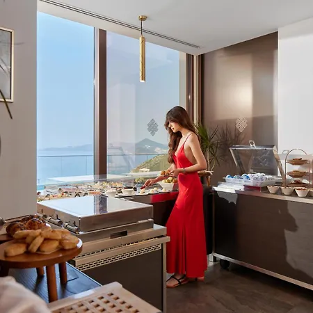Signature Villa Budva