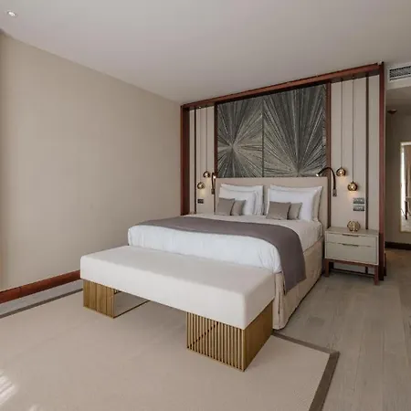 Signature Villa *